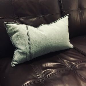 Decorative Pillow | Deign by CONRAN